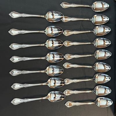 S.S.S.by Oneida Silverware and Wooden Box