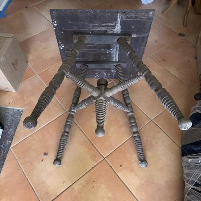 Wooden Spindle Leg Parlor Table (B3-DZ)