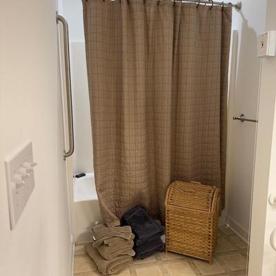 1137 Shower Curtain, Bath Towel, and Laundry Basket Lot