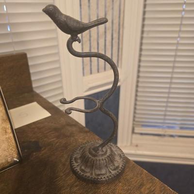 Shaving brush holder