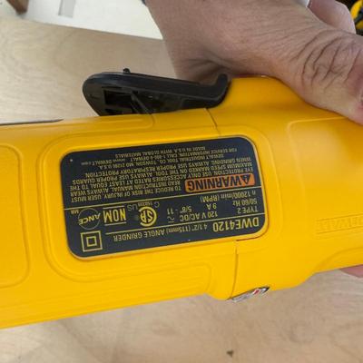 1144 Dewalt Small Angle Sander DWE-4120