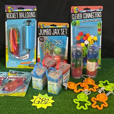 G82-Toy Lot