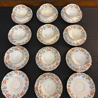 Grosvenor China Made in England Tea Cups & Plates