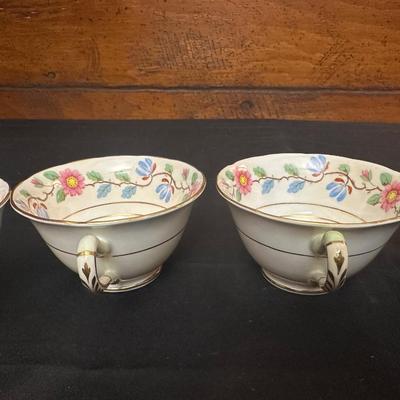 Grosvenor China Made in England Tea Cups & Plates