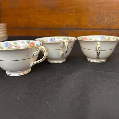 Grosvenor China Made in England Tea Cups & Plates