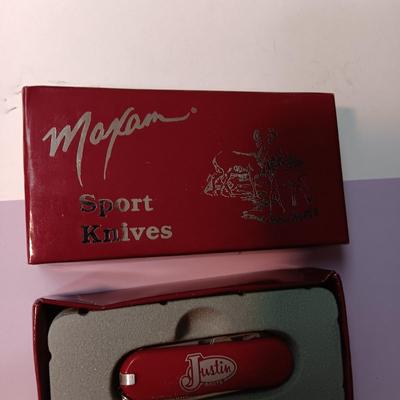 JUSTIN MAXAM SPORTS KNIFE. WORKING WALTHAM WATCH AND TIMEX WATCH THAT DOES NOT WORK