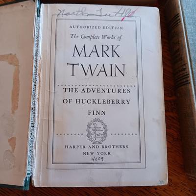 7 OLDER CHILDREN'S BOOKS