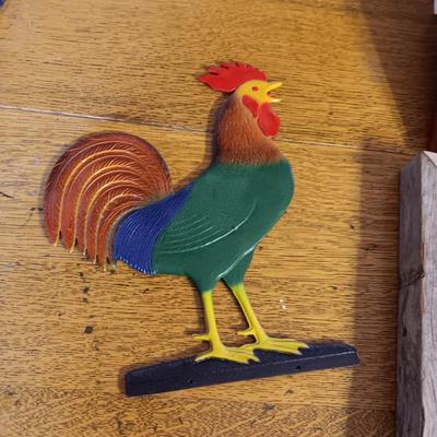 BARN WOOD FRAME WITH ROPE AND BARBED WIRE ACCENTS, CAST IRON ROOSTER & PHOTO OF AN ELK