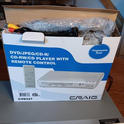 SYLVANIA COMBO VHS/DVD PLAYER AND LIKE NEW DVD PLAYER