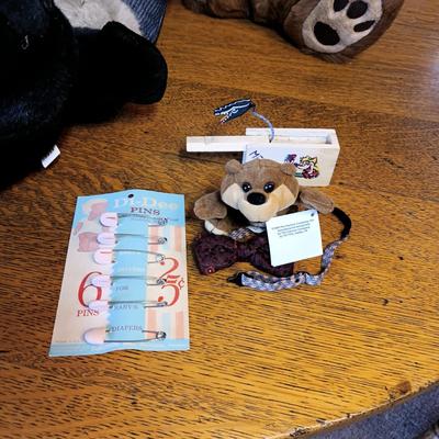 PLUSH ANIMALS DRESSED IN UNION PACIFIC CLOTHES