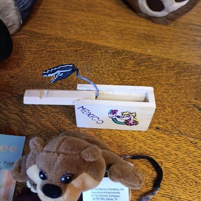 PLUSH ANIMALS DRESSED IN UNION PACIFIC CLOTHES