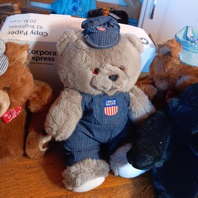 PLUSH ANIMALS DRESSED IN UNION PACIFIC CLOTHES