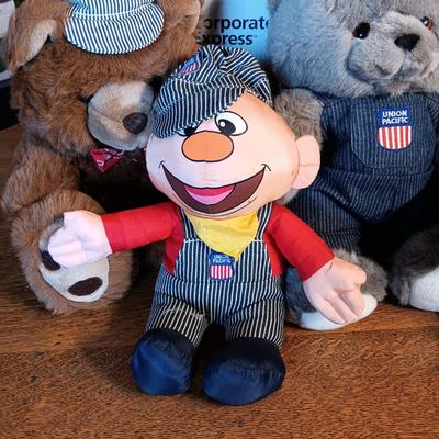 PLUSH ANIMALS DRESSED IN UNION PACIFIC CLOTHES
