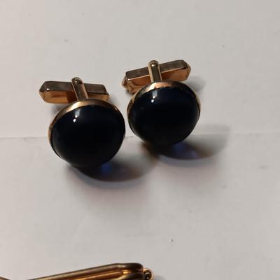 CUFFLINKS, TIE TACKS, TIE CLIPS AND POCKET WATCH STRAP