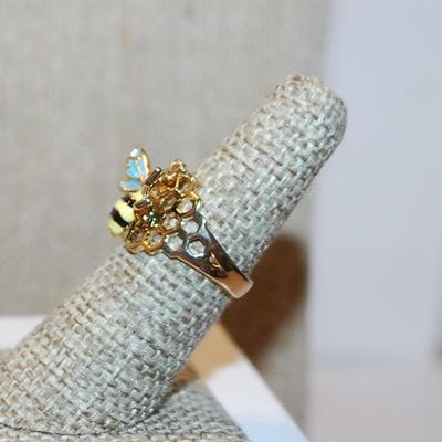 Size 6 Marked .925 Blue-Winged Yellow & Black WASP Ring on a Silver Filled Gold Colored Band (4.6g)