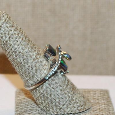 Size 8 Vertical Iridescent Rectangle Stone Ring with "Branch" Accents on a Silver Tone Band (4.0g)