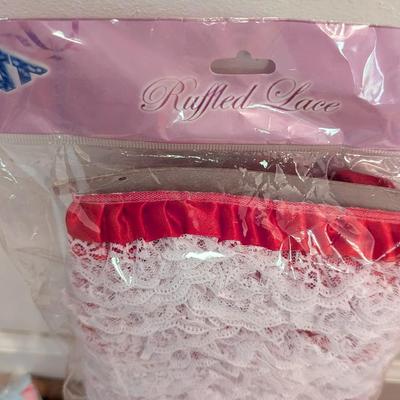 Pioneer Woman 3 Tier Dessert Stand Table Covers S&P Shakers