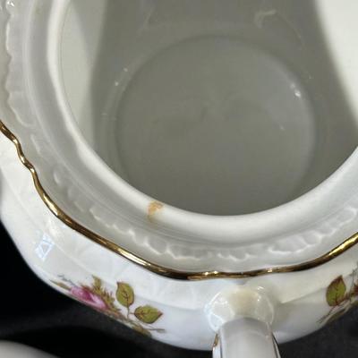 Large Royal Coburg China Set