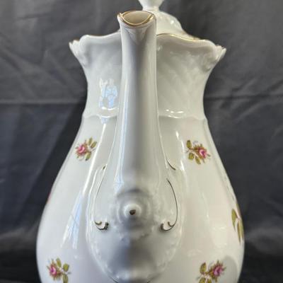 Large Royal Coburg China Set