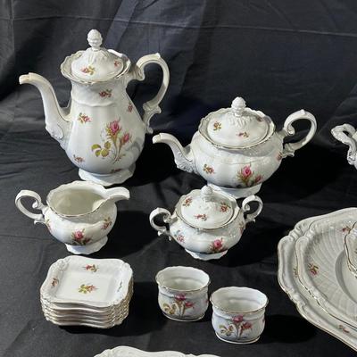 Large Royal Coburg China Set