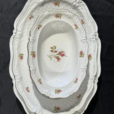 Large Royal Coburg China Set