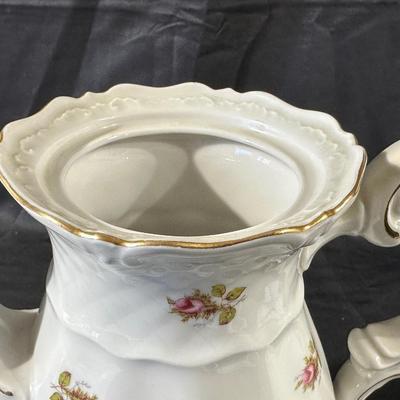 Large Royal Coburg China Set