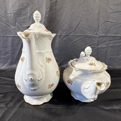 Large Royal Coburg China Set