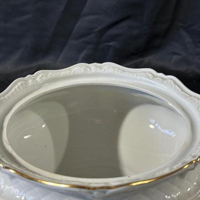 Large Royal Coburg China Set