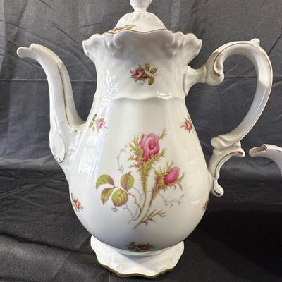 Large Royal Coburg China Set