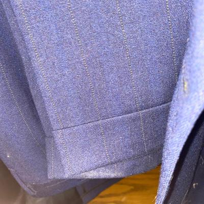 MENS SUITS