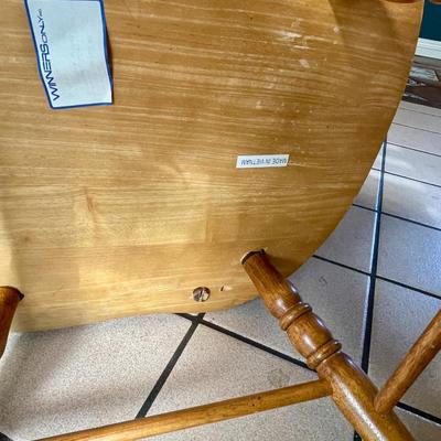 Oak Oval Dining Table and 3 Chairs