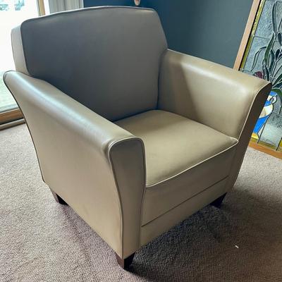 Beige Club Chair Armchair