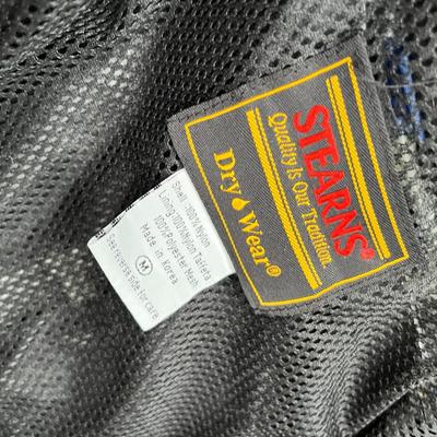Lot 161 Sterns ski coat (M) 2 ski pants 1 blue, 1 black (M) , waterproof jacket (S)