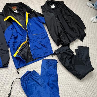 Lot 161 Sterns ski coat (M) 2 ski pants 1 blue, 1 black (M) , waterproof jacket (S)