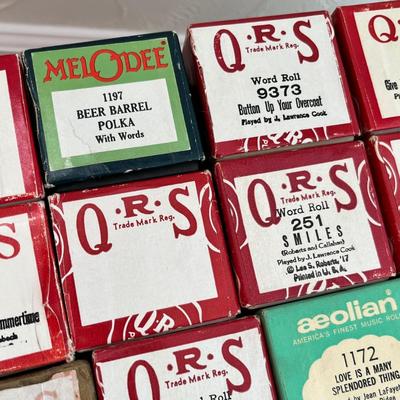 Lot 165 Player piano scrolls (box 1 of 3) 35 rolls