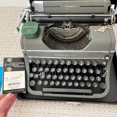 Lot 179 Underwood manual typewriter