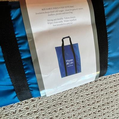 Lot 192 Red computer bag, cloth bags, insulated tote,