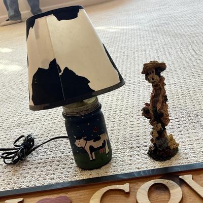 Lot 199 Cow décor - paper towel holder, lamp framed prints and more