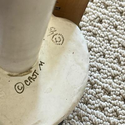 Lot 199 Cow décor - paper towel holder, lamp framed prints and more