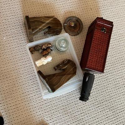 Lot 205 Horsehead bookends, binoculars, wine box, ashtray