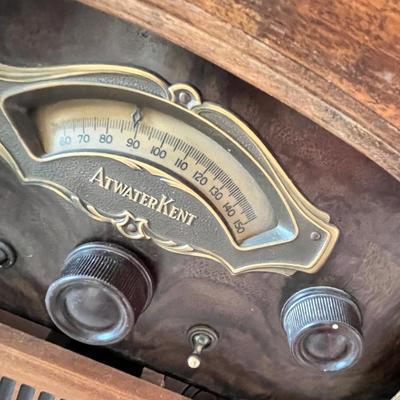 Lot 212 Putwater Kent Floor model antique radio (not tested)