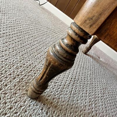 Lot 212 Putwater Kent Floor model antique radio (not tested)