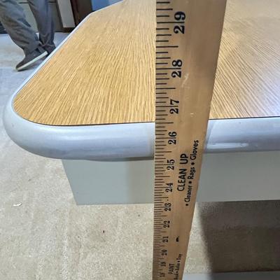 Lot 217 Sit / Stand desk in the office