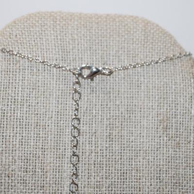 Blue Transparent Oval Stone PENDANT (1" x ¾") on a Silver Tone Necklace Chain 18" L