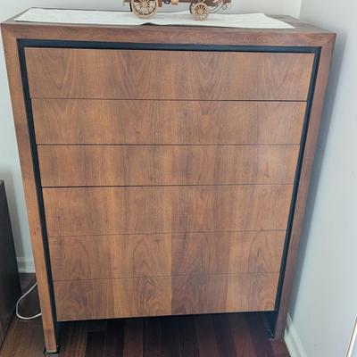 Maurice Villency Sleek Mid Century Modern 6 Drawer Dresser 38" x 19" x 49"