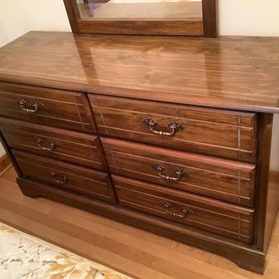 Dresser w/mirror 6 drawer 31”H 51”L 18”depth 43”mirror