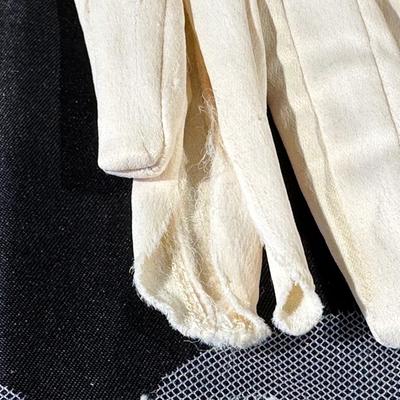 Vintage Wedding Dress with Gloves & Garter