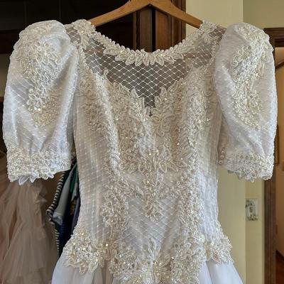 Vintage Wedding Dress with Gloves & Garter