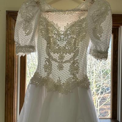 Vintage Wedding Dress with Gloves & Garter