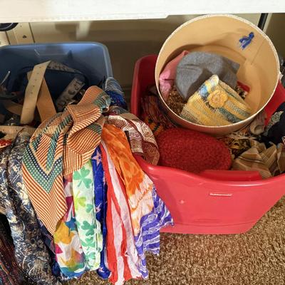 Lot 10: Elvis, Seigfried & Roy, Vegas Memorabilia & More